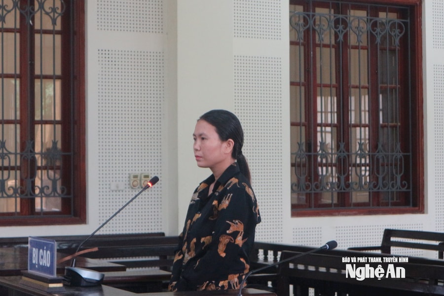 Tin lời 'gia cảnh khó khăn', người phụ nữ cay đắng khi bị hàng xóm lừa gần 800 triệu đồng