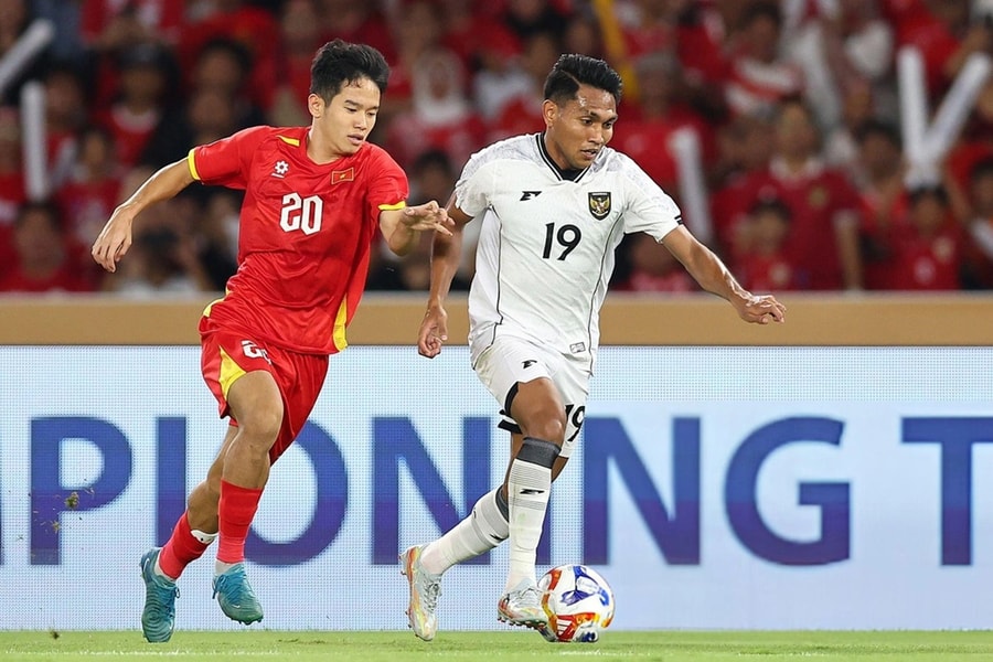 Thắng nhạt nhòa, Việt Nam có thể lỡ hẹn VCK U23 châu Á 2026; Ronaldo rực sáng trong trận thắng 5-0 của Bồ Đào Nha