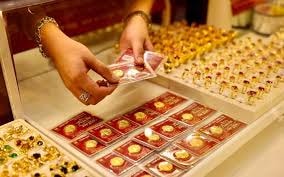 Thủ tướng: Phải có công cụ kiểm soát giá vàng, điều tiết tỷ giá, dòng tiền