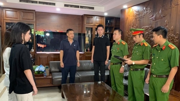 Khám xét khẩn cấp nơi ở của Mạnh 'gỗ'