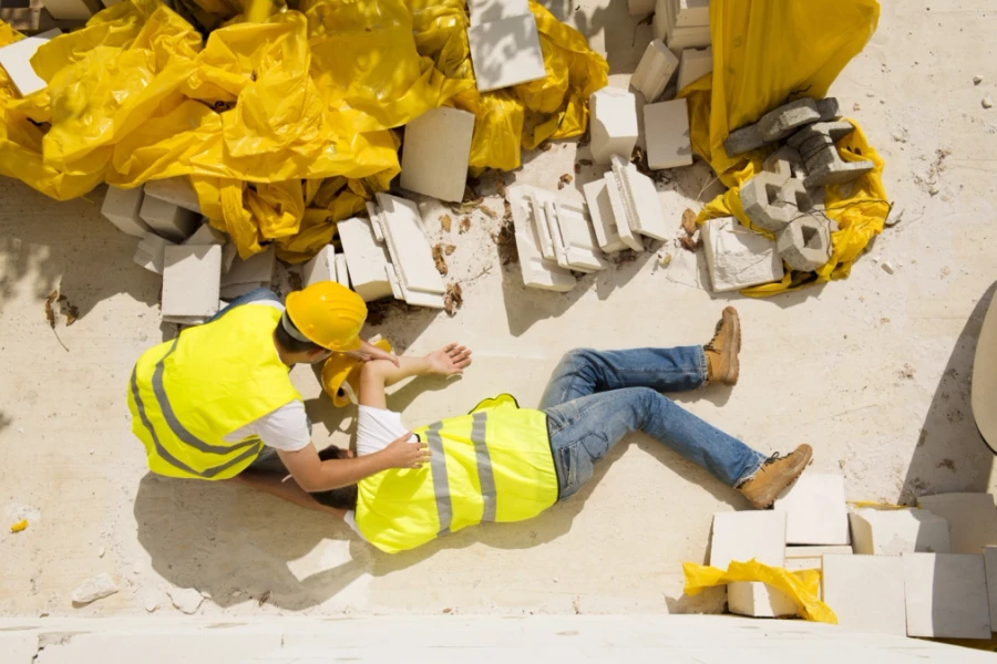 Cơ quan nào tiếp nhận phản ánh về nguy cơ tai nạn, sự cố tai nạn lao động từ tháng 7/2025?