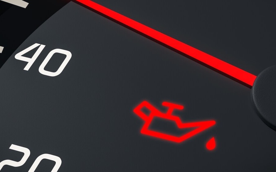 Liệu có an toàn để tiếp tục lái xe khi đèn cảnh báo dầu bật sáng?