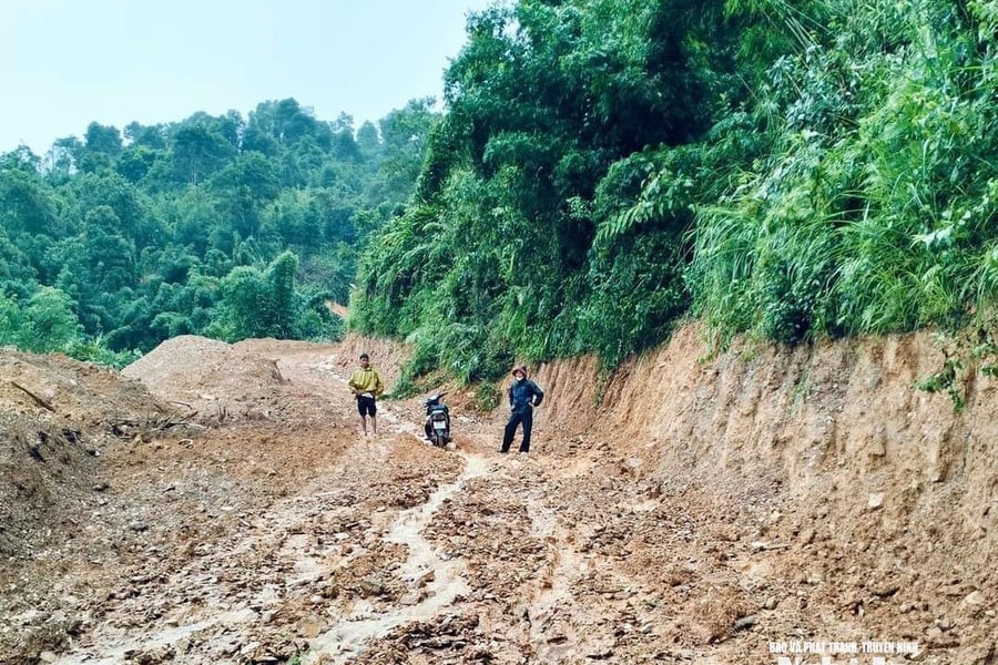 Cõng chữ lên non