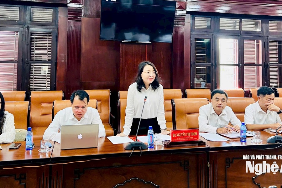 Ban Tuyên giáo và Dân vận Tỉnh ủy Nghệ An làm việc tại Thành ủy Huế