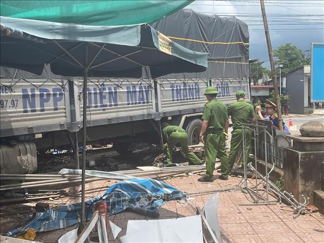 Khởi tố tài xế lao xe vào chợ ở Lao Bảo khiến nhiều người thương vong