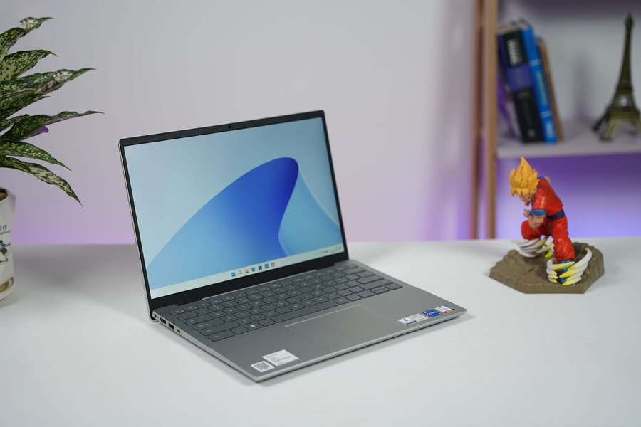 Dell Inspiron 14 5440: Laptop cho tân sinh viên gọn nhẹ nâng cấp Core 7 150U