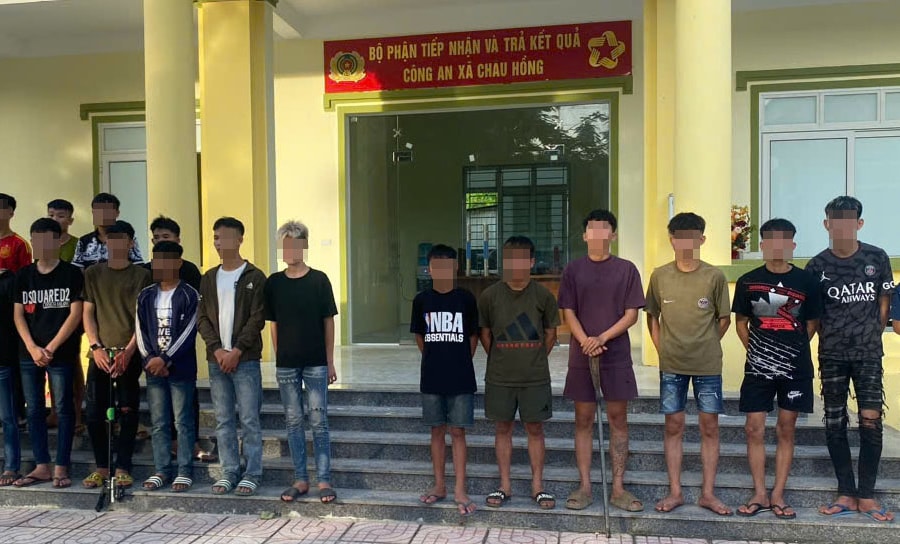 Mâu thuẫn tuổi mới lớn, 11 thanh thiếu niên bị khởi tố về tội “gây rối trật tự công cộng"