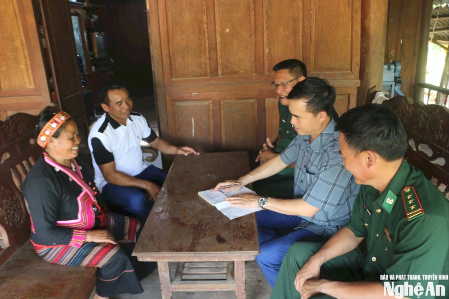 Gieo 'hạt giống đỏ' nơi rẻo cao