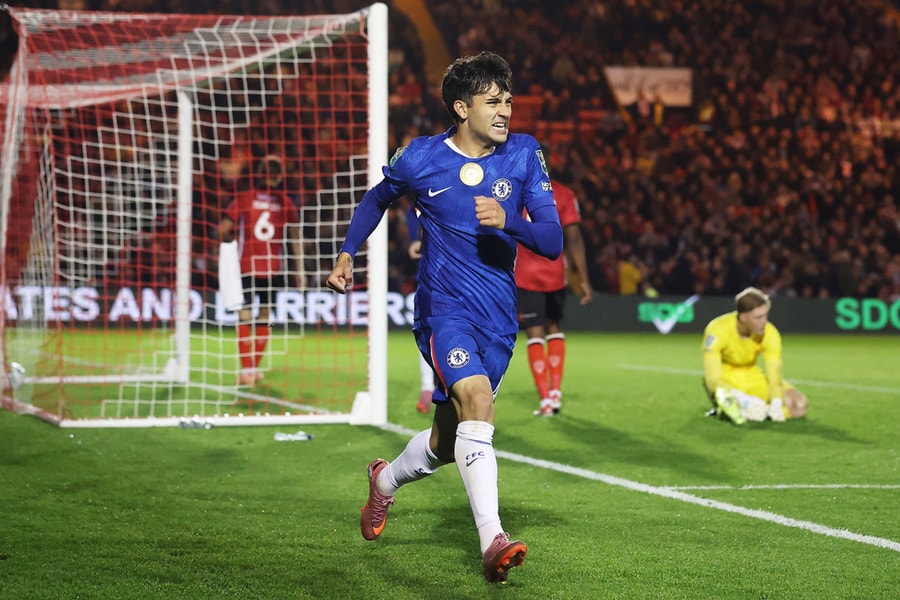 Chelsea ngược dòng thắng vất vả; Mbappe lập cú đúp giúp Real Madrid thắng to