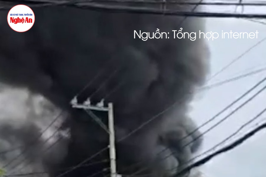 Cháy lớn tại bãi giữ xe ở TP Hồ Chí Minh khiến nhiều người hoảng loạn bỏ chạy