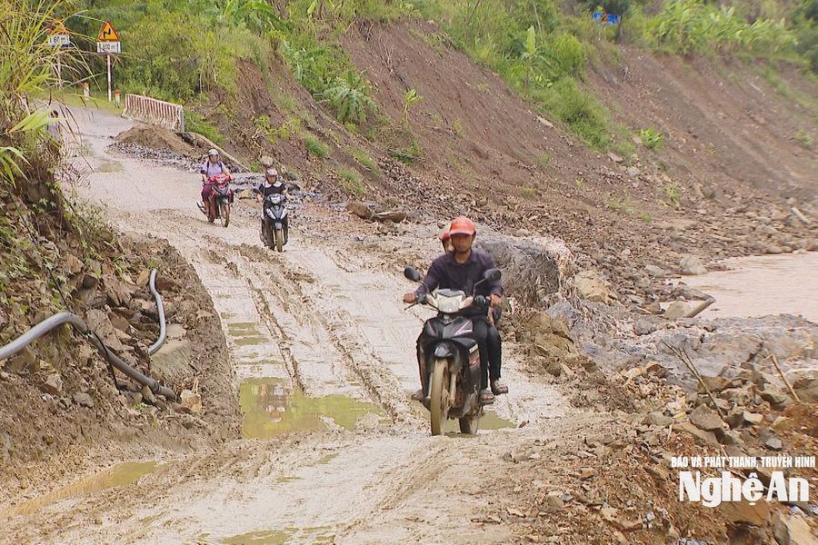 Cảnh báo lũ quét, sạt lở, sụt lún đất, ngập úng do mưa lũ hoặc dòng chảy ngày 28/9