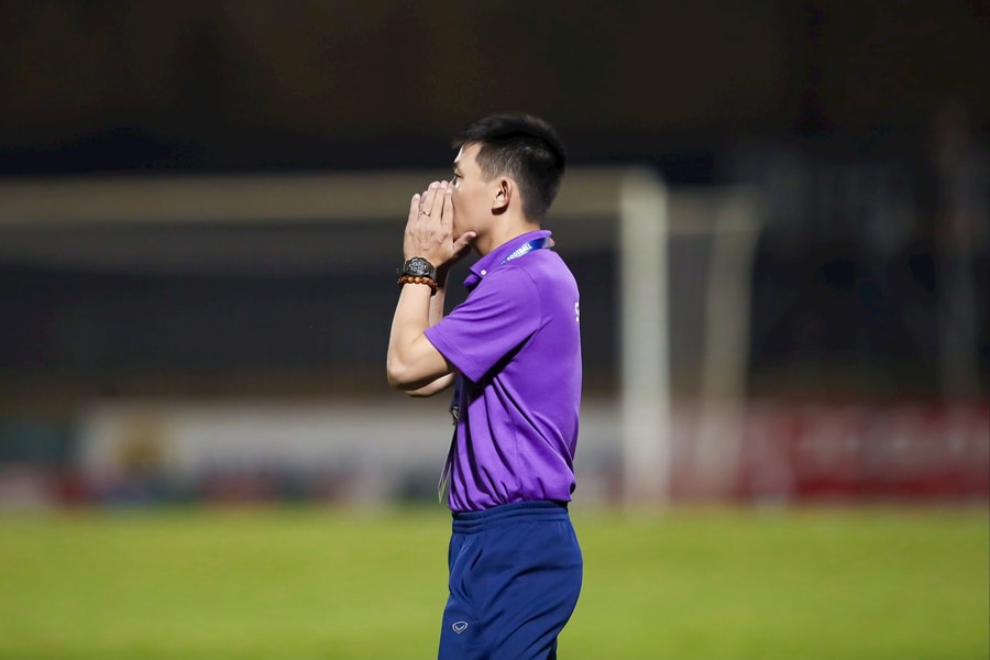 Sông Lam Nghệ An và vòng luẩn quẩn 'thay tướng giữa dòng'