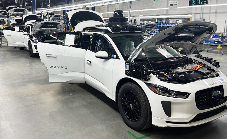 Những rào cản Waymo Robotaxi phải vượt qua tại New York City