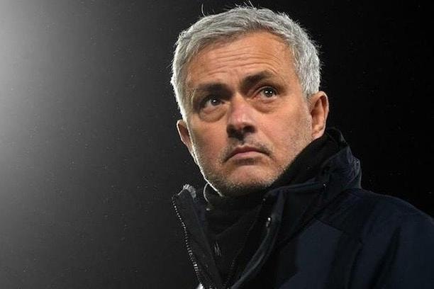 Mức lương thấp kỷ lục của Mourinho ; Lạ lùng 2 cầu thủ Việt kiều chưa đá nổi 1 hiệp vẫn lên U23 Việt Nam