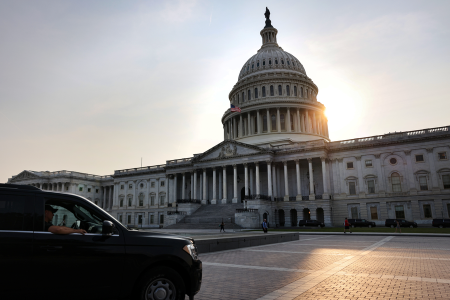 Chính phủ Mỹ đóng cửa: Hệ lụy kinh tế và chính trị