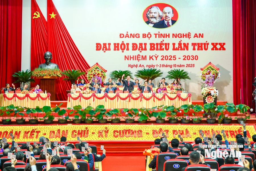 Những hình ảnh nổi bật tại Đại hội đại biểu Đảng bộ tỉnh Nghệ An lần thứ XX