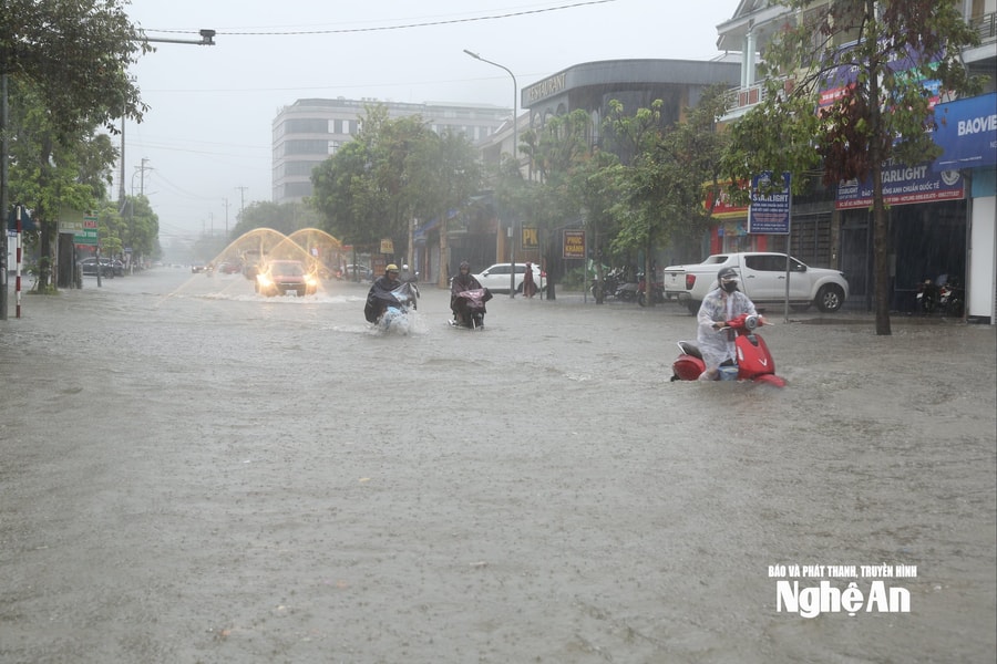 CẢNH BÁO MƯA LỚN DIỆN RỘNG ở Nghệ An từ ngày 6/10 đến hết đêm 7/10