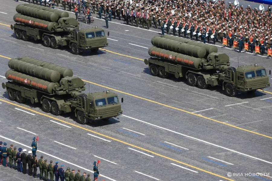 Ấn Độ mua thêm 5 hệ thống S-400 từ Nga