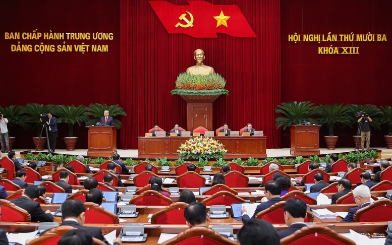 Thông cáo báo chí ngày làm việc thứ nhất Hội nghị Trung ương 13, khoá XIII