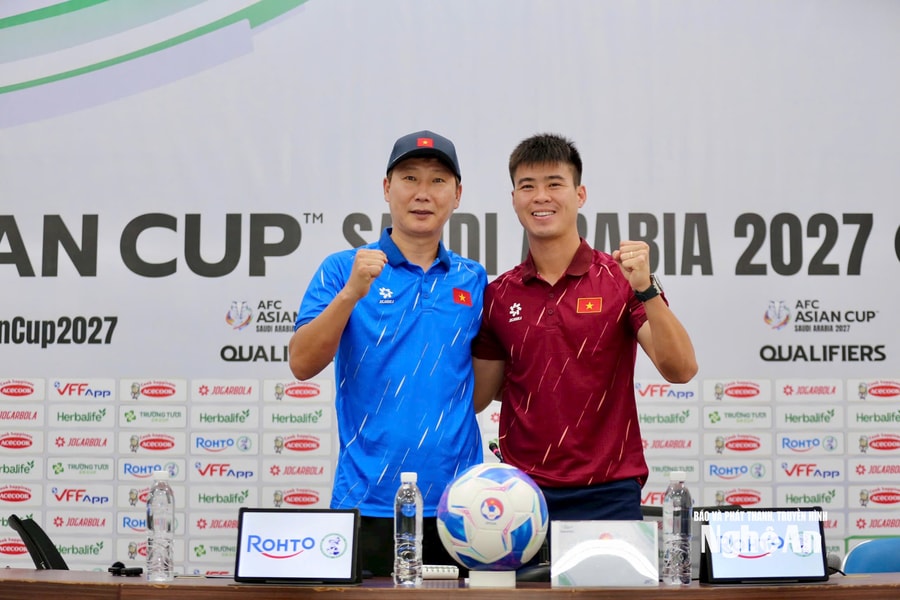 Huấn luyện viên Kim Sang-sik: ‘Tuyển Việt Nam sẽ không chùn bước, mục tiêu là giành trọn 3 điểm trước Nepal’