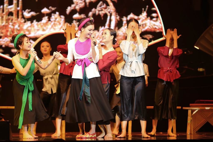 Tự viết - tự hát: Xu hướng mới trong giới nghệ sĩ