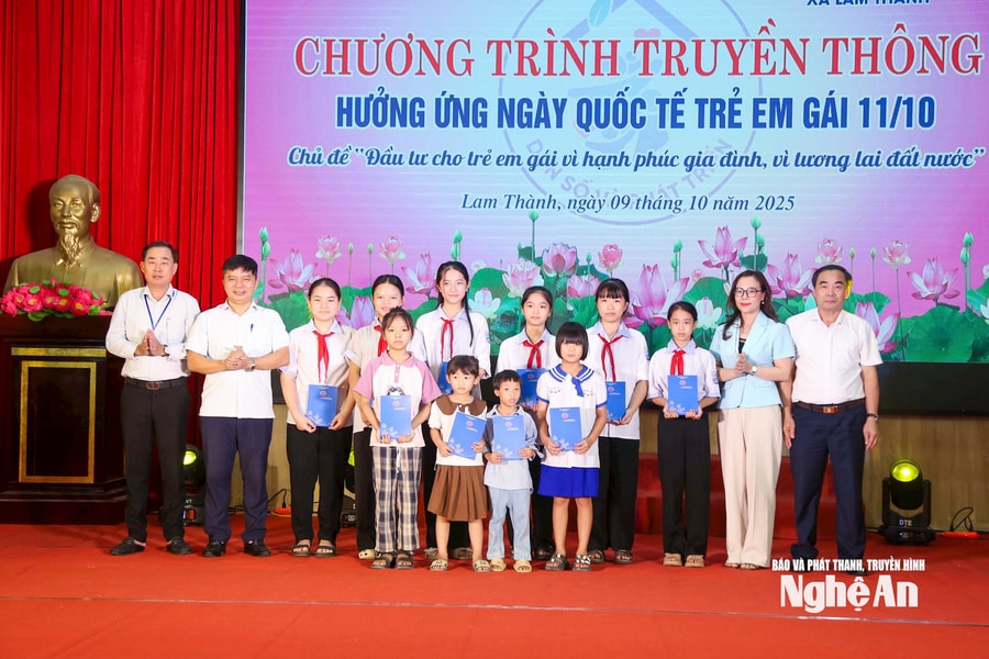 Nghệ An tổ chức truyền thông hưởng ứng ngày Quốc tế Trẻ em gái