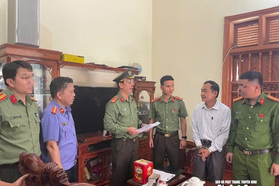 Bắt tạm giam đối tượng tuyên truyền chống Nhà nước