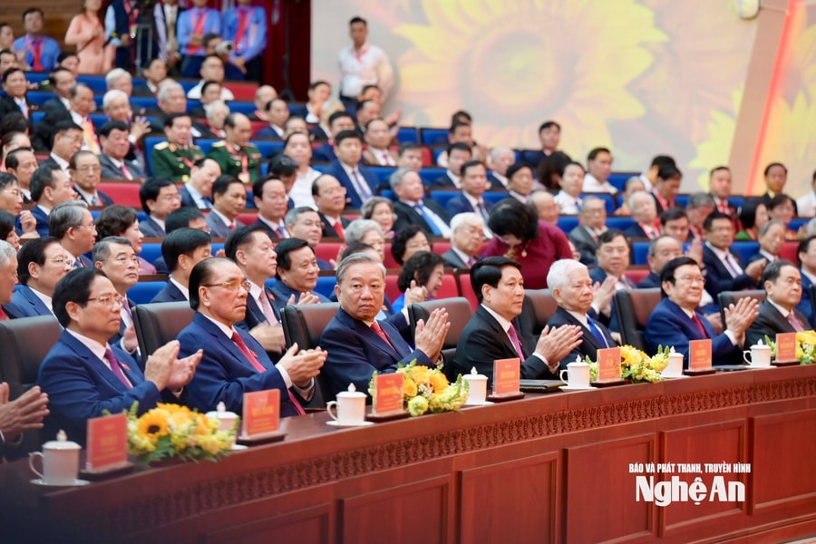 Bí thư Tỉnh uỷ Nghệ An dự Đại hội đại biểu Đảng bộ Thành phố Hồ Chí Minh lần I, nhiệm kỳ 2025-2030