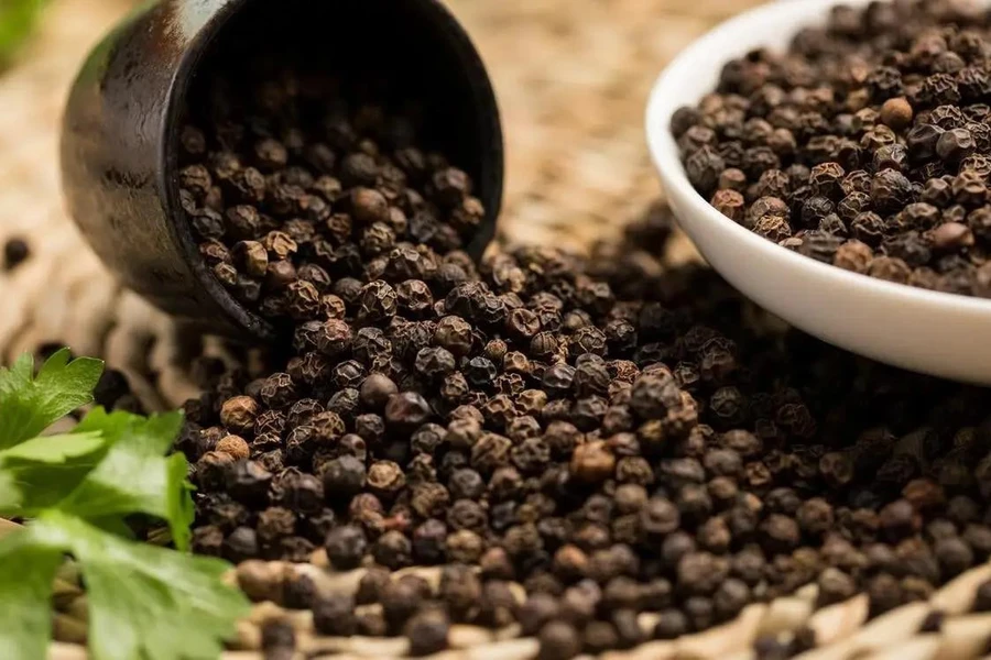 Giá tiêu hôm nay 17/10/2025: Tăng nhẹ ở Bình Phước