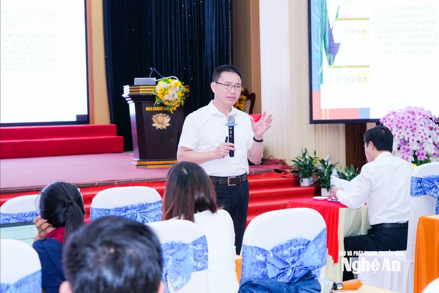 Nghệ An tập huấn công tác tổ chức chính quyền địa phương hai cấp cho cán bộ, công chức cấp xã