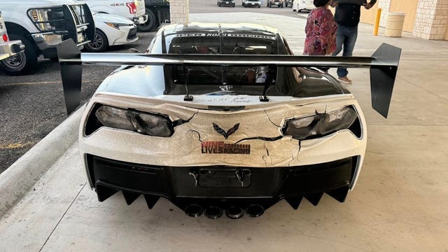Chevrolet Corvette ZR1 2019: 173 mph, đuôi xe nóng chảy