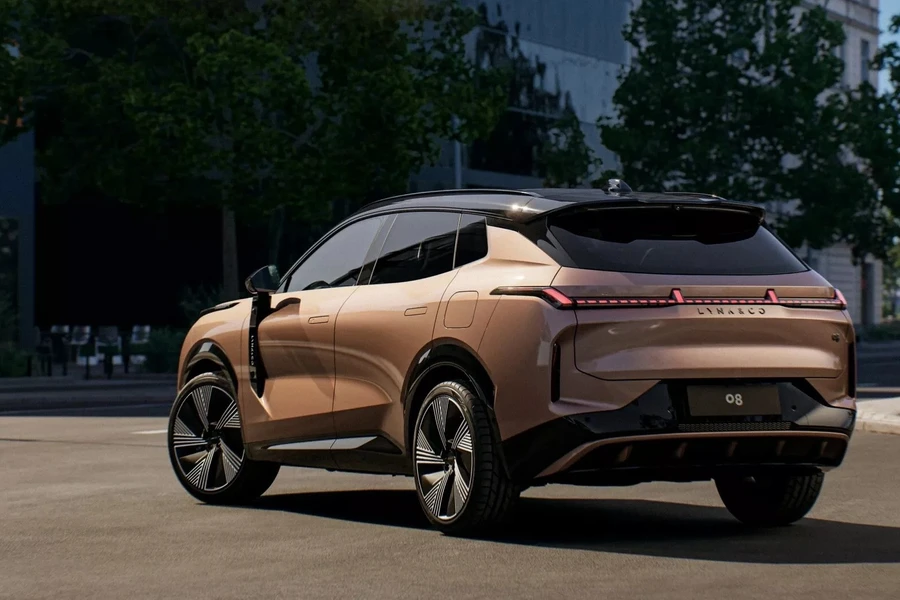 Golf, Lynk & Co 08 EM-P và Jaecoo J7 AWD Individual