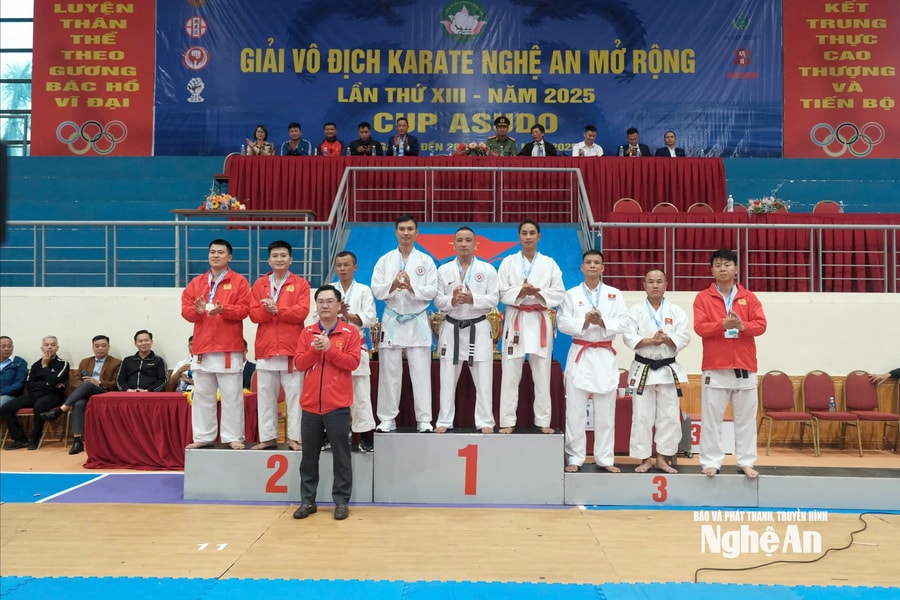 Khai mạc Giải vô địch Karate Nghệ An mở rộng lần thứ XIII năm 2025