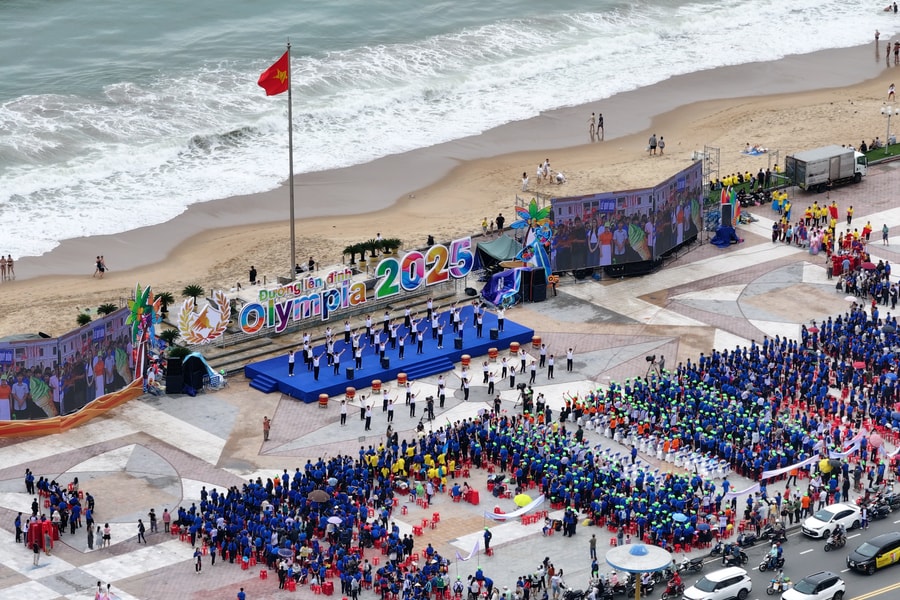 Không khí Chung kết Olympia 2025 tại Khánh Hòa nóng hừng hực