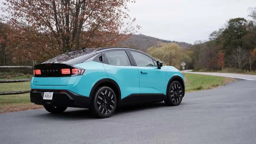 Nissan Leaf 2026: Hatchback điện 30.000 đô la đáng tiền