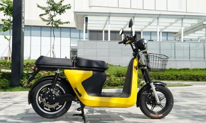 Selex Camel 2: Kháng nước 1 m, chạy 150 km mỗi lần sạc