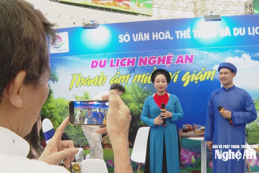 Nghệ An quảng bá bản sắc và tiềm năng du lịch tại Hội chợ Mùa Thu lần thứ I – 2025
