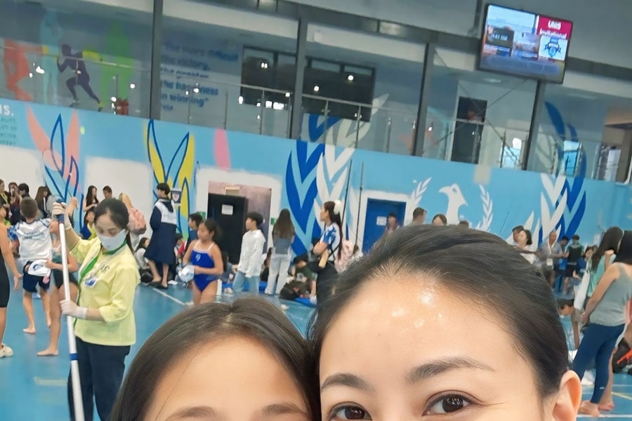 Hà Kiều Anh khoe con gái, Mỹ Tâm rạng rỡ ở tuổi 44