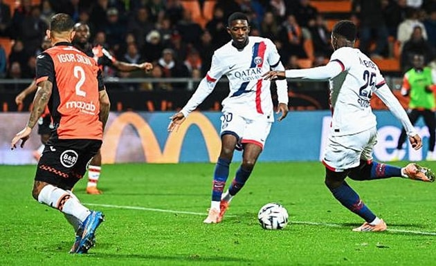 Mendes ghi bàn, PSG bị Lorient cầm hòa 1-1 tại Ligue 1