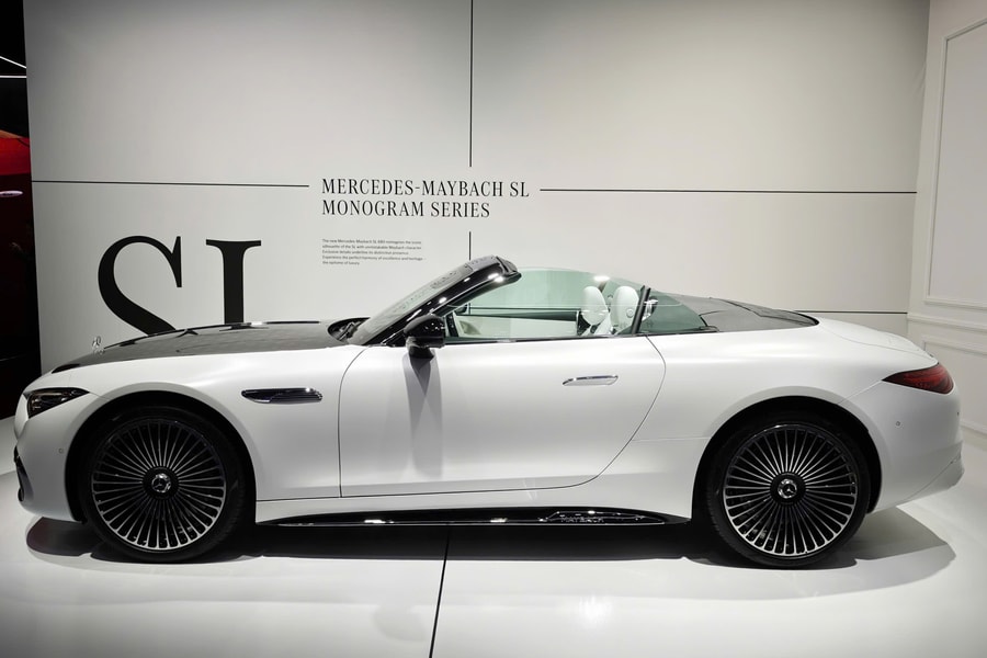 Đánh giá Mercedes‑Maybach SL 680 Monogram White Ambience