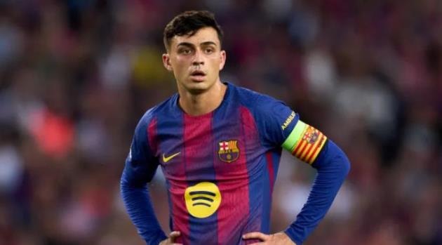 Pedri nghỉ đến giữa tháng 12, Barcelona chịu tổn thất