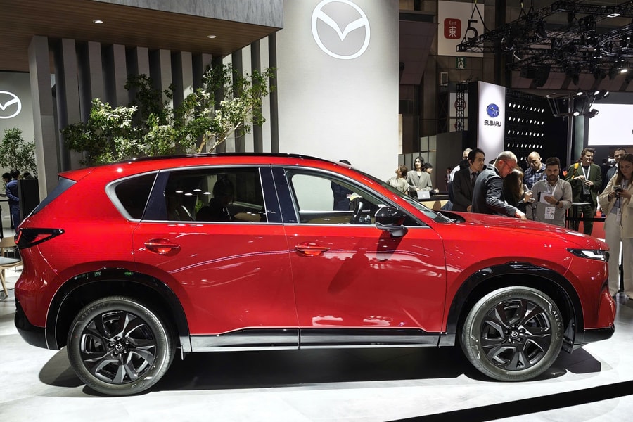 Mazda CX-5 thế hệ mới 2025: Màn hình 15,6 inch, AWD