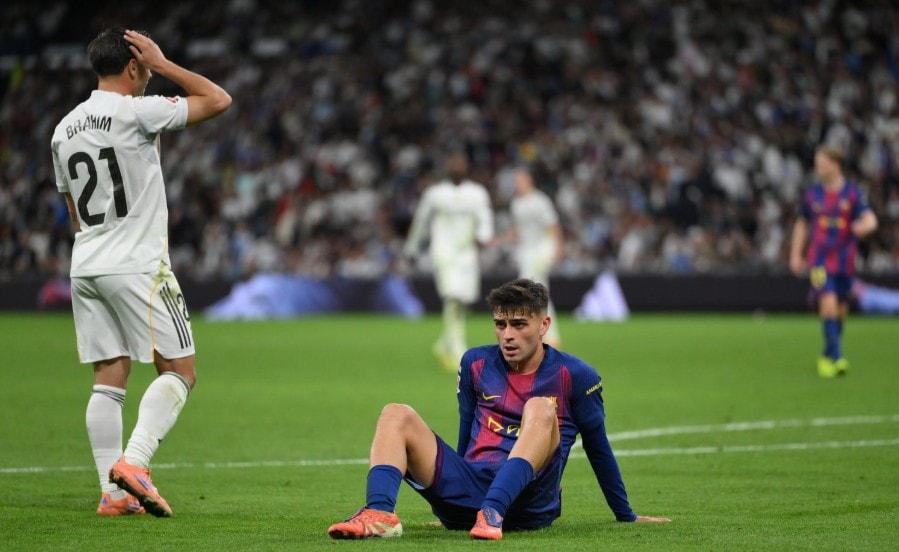 Barcelona khủng hoảng chấn thương, Flick đổi chiến lược