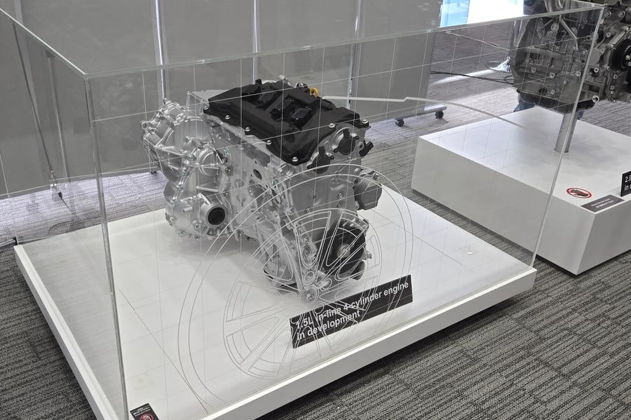 Toyota Corolla Concept: Hybrid mới, tiết kiệm hơn 10–20%