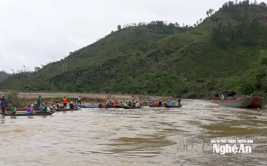 Tìm thấy thi thể người đàn ông bị lật thuyền khi đi đánh cá trên sông Lam