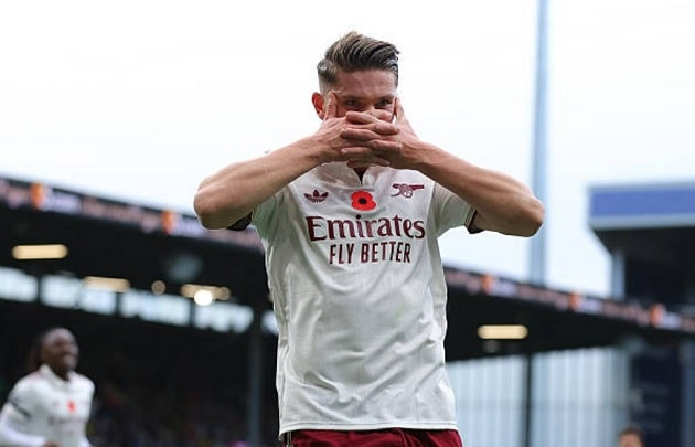 Arsenal khủng hoảng trung phong khi Gyokeres chấn thương