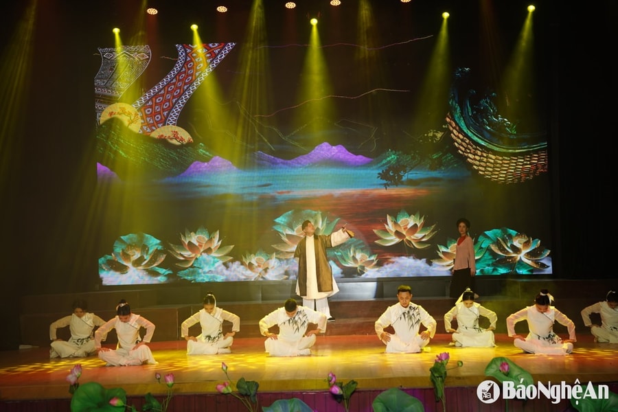 Khi nghệ sĩ trẻ làm mới âm nhạc truyền thống