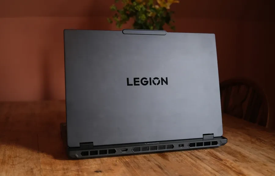 Lenovo Legion 5 Gen 10: Sức mạnh RTX 50 với màn hình OLED