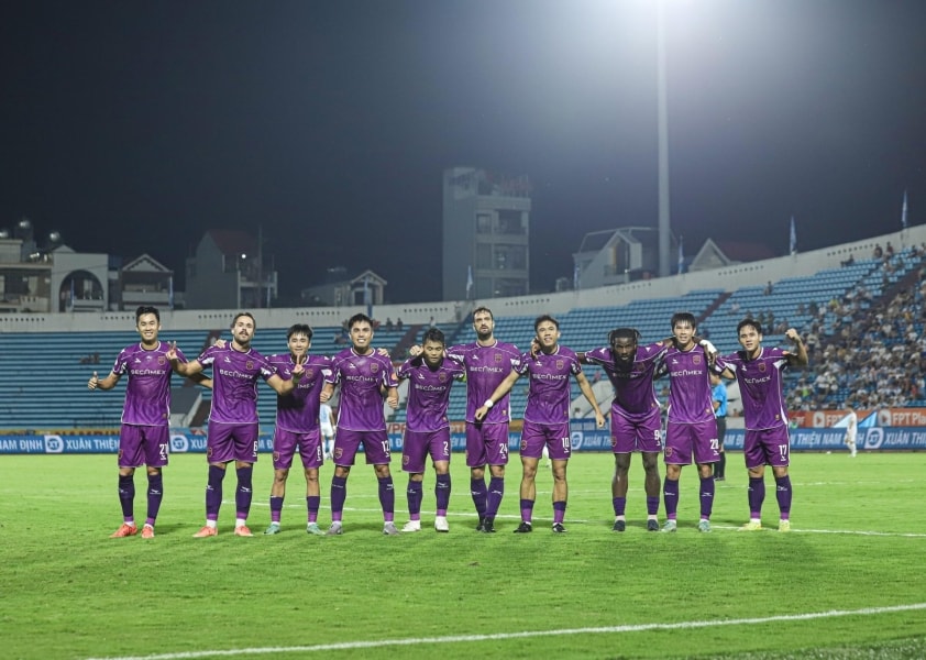 Becamex TP.HCM vs Hải Phòng 18h00: phong độ trái ngược