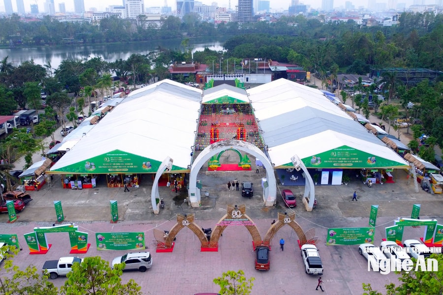 Kích cầu tiêu dùng - Động lực tăng trưởng cuối năm